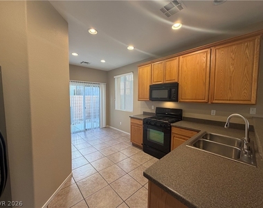 9754 Beach Rose Court - Photo Thumbnail 4