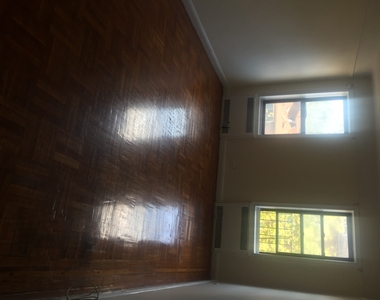 Marine Avenue & Ridge Blvd - Photo Thumbnail 5