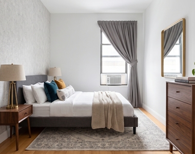8 West 108th Street - Photo Thumbnail 3