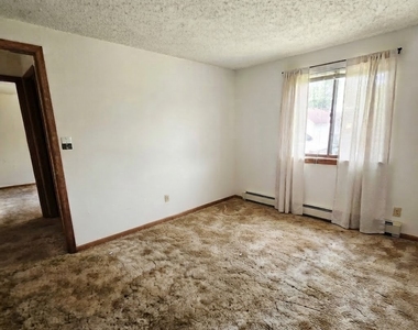 66 Knowlton Avenue - Photo Thumbnail 11