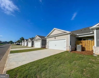 1634 Salinger Court - Photo Thumbnail 21
