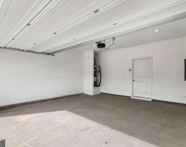 1634 Salinger Court - Photo Thumbnail 16