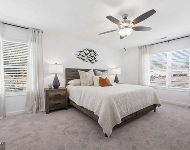 3721 Denton Drive - Photo Thumbnail 10