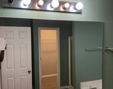 1690 New Orleans Way - Photo Thumbnail 15