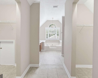 2100 Winsburg Drive Nw - Photo Thumbnail 18