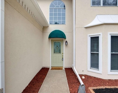 2100 Winsburg Drive Nw - Photo Thumbnail 2
