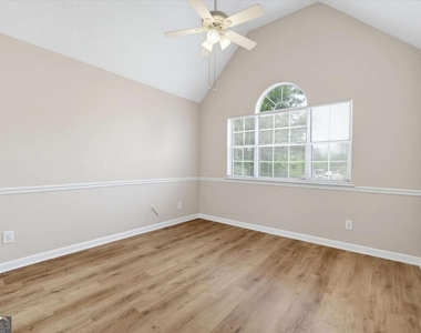 2100 Winsburg Drive Nw - Photo Thumbnail 23