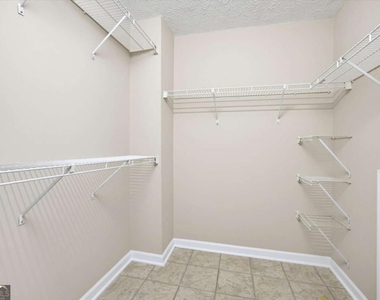 2100 Winsburg Drive Nw - Photo Thumbnail 19