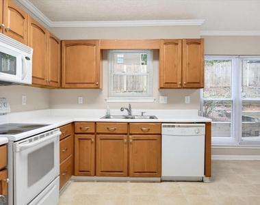 2100 Winsburg Drive Nw - Photo Thumbnail 11