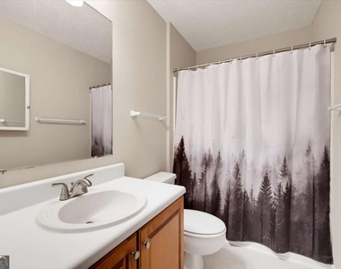 2100 Winsburg Drive Nw - Photo Thumbnail 22