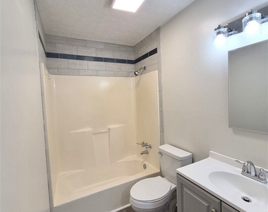 185 Ramble Hills Circle - Photo Thumbnail 12