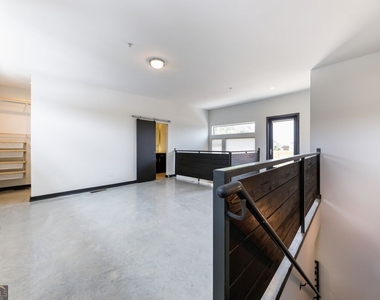 972 Dekalb Avenue Ne - Photo Thumbnail 23
