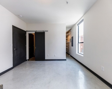 972 Dekalb Avenue Ne - Photo Thumbnail 15