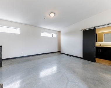 972 Dekalb Avenue Ne - Photo Thumbnail 26