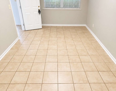 220 Sandy Springs Place - Photo Thumbnail 3