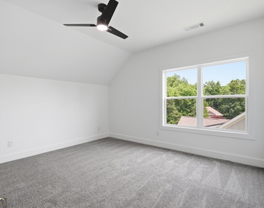 5676 Meadow View Drive - Photo Thumbnail 36