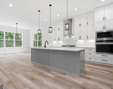5676 Meadow View Drive - Photo Thumbnail 11
