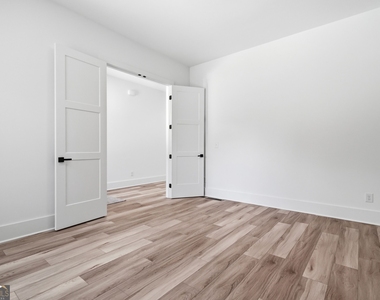 5676 Meadow View Drive - Photo Thumbnail 5