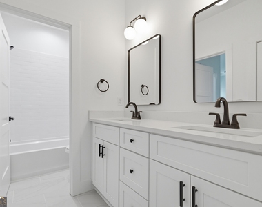 5676 Meadow View Drive - Photo Thumbnail 41