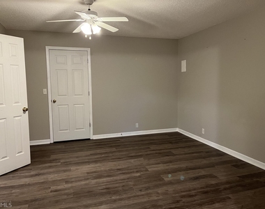 214 Piedmont Drive - Photo Thumbnail 29