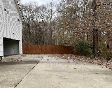 214 Piedmont Drive - Photo Thumbnail 40