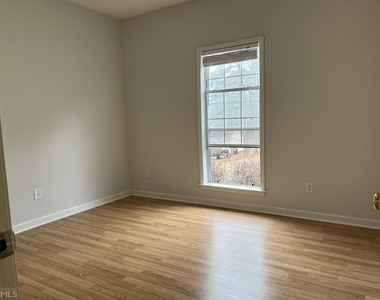 214 Piedmont Drive - Photo Thumbnail 24