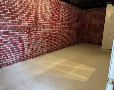 214 Piedmont Drive - Photo Thumbnail 39