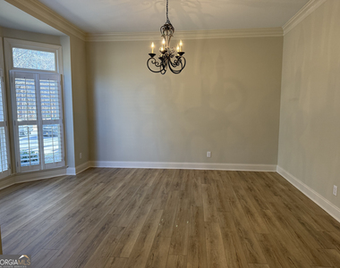 1641 Ridenour Parkway - Photo Thumbnail 5