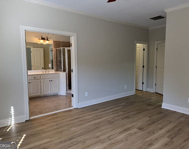 1641 Ridenour Parkway - Photo Thumbnail 29