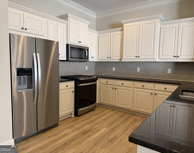 1641 Ridenour Parkway - Photo Thumbnail 12