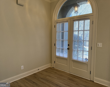 1641 Ridenour Parkway - Photo Thumbnail 4