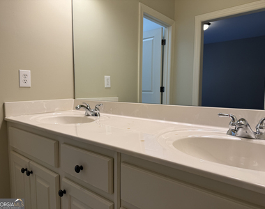1641 Ridenour Parkway - Photo Thumbnail 40