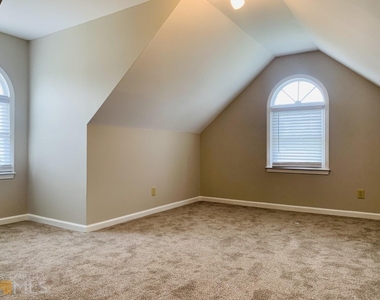 61 Garden Hills Drive - Photo Thumbnail 23