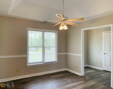 61 Garden Hills Drive - Photo Thumbnail 7