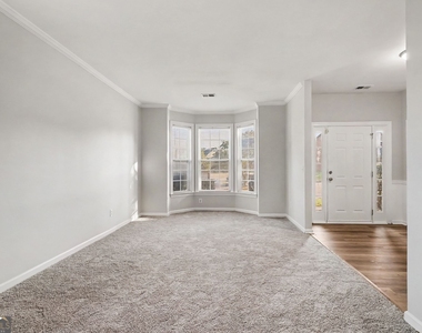 1409 Stone Bay Drive Sw - Photo Thumbnail 8
