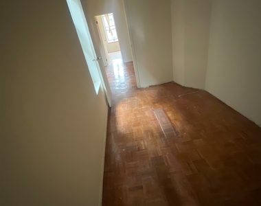 300 East 89th Street, New York, NY 10128 - Photo Thumbnail 5