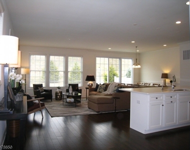 1 Warren Dr. - Photo Thumbnail 2
