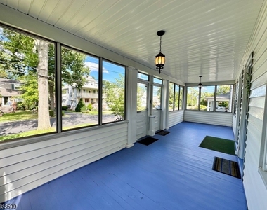 22 Gates Ave - Photo Thumbnail 1