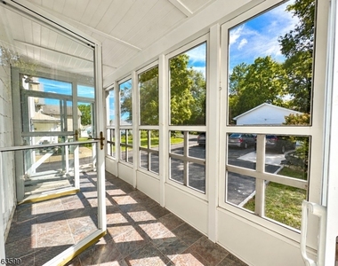 22 Gates Ave - Photo Thumbnail 22