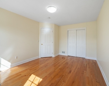 167 Raymound Blvd - Photo Thumbnail 26