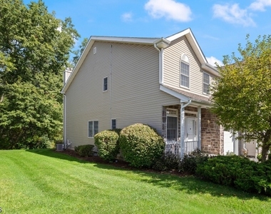 167 Raymound Blvd - Photo Thumbnail 1