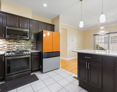 167 Raymound Blvd - Photo Thumbnail 16