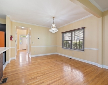 167 Raymound Blvd - Photo Thumbnail 12