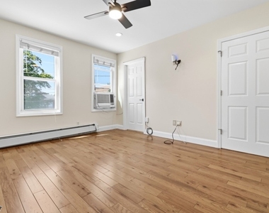 150 Broadway - Photo Thumbnail 6