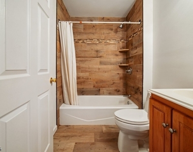 17 Grove St - Photo Thumbnail 30