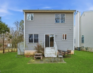 17 Grove St - Photo Thumbnail 41
