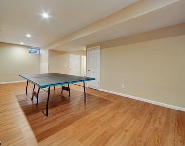 17 Grove St - Photo Thumbnail 39