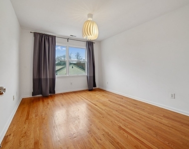 17 Grove St - Photo Thumbnail 31