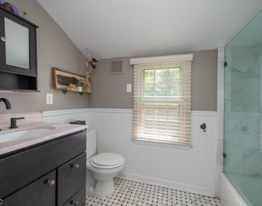 1 Pine Way - Photo Thumbnail 18