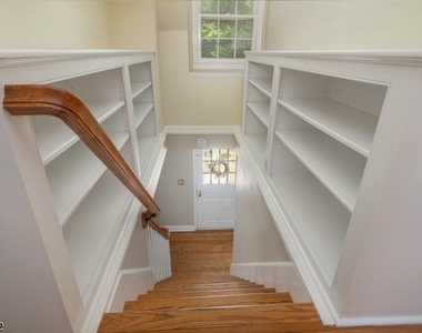 1 Pine Way - Photo Thumbnail 13